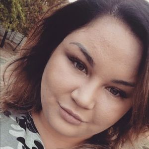 Meet your Posher, Melisa
